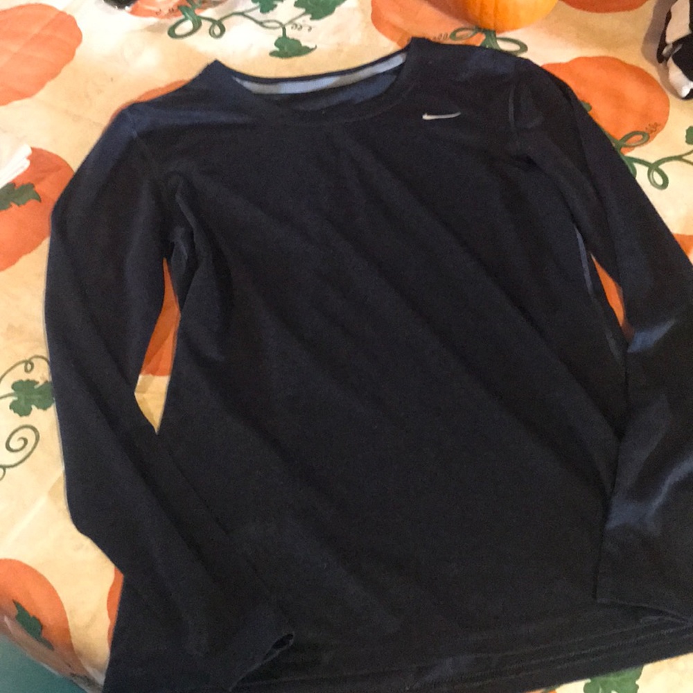 Like new! Black NIKE Dri-Fit 🖤